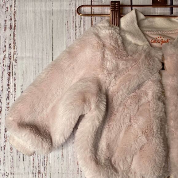 Cat & Jack Baby Pink Faux Fur Jacket Sz 6-9M - Picture 6 of 7